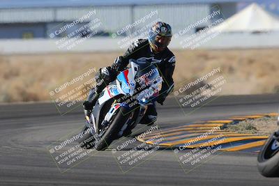 media/Dec-18-2022-SoCal Trackdays (Sun) [[8099a50955]]/Turn 4 (1pm)/